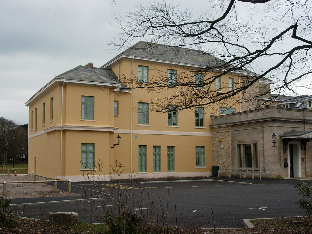 COTTAGE / SHELLEY MANOR. BEECHWOOD AVE. Flickr