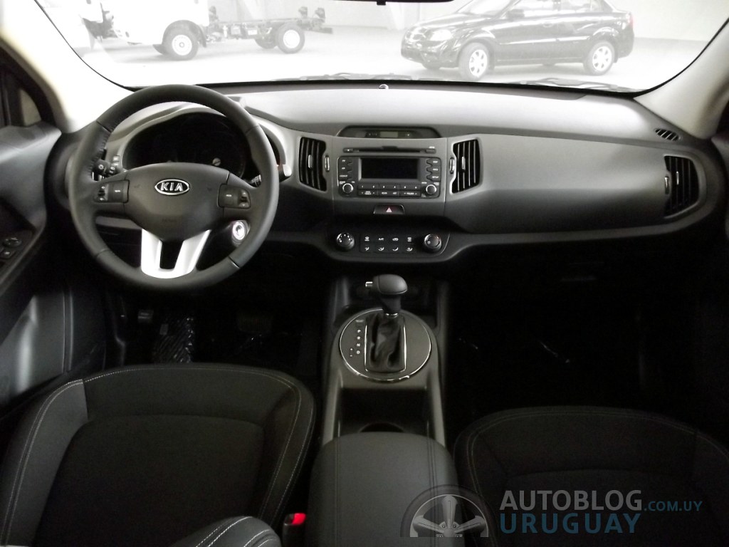 Primera impresión Kia Sportage 2.0 EX 2WD AT Interior Kia … Flickr