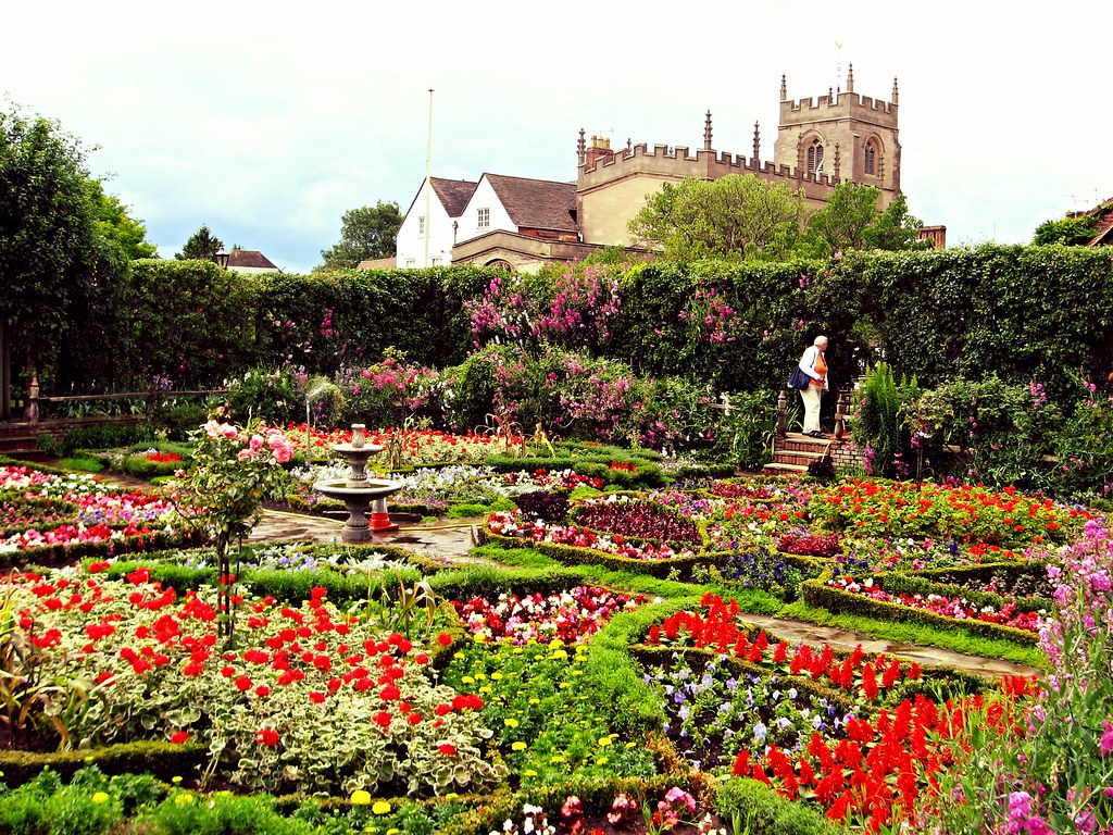 The Gardens of New Place, Stratford upon Avon Ann LongmoreEtheridge