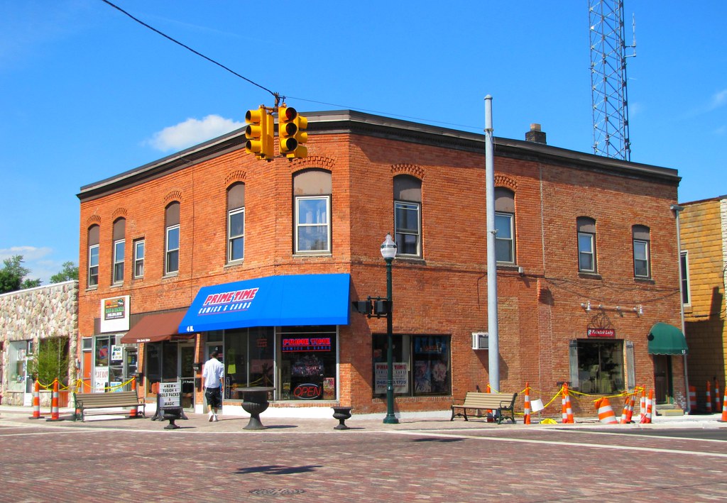 Flint & Broadway Lake Orion, Michigan Brandon Bartoszek Flickr