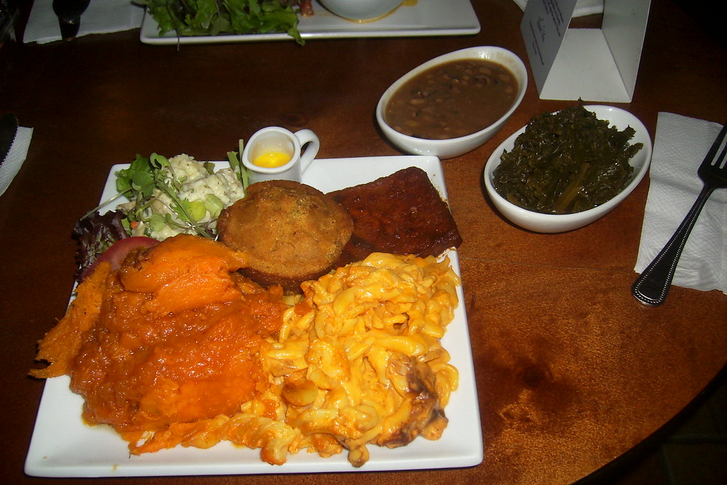 Organic soul food platter A half order of yams, mac ‘n’ ch… Flickr