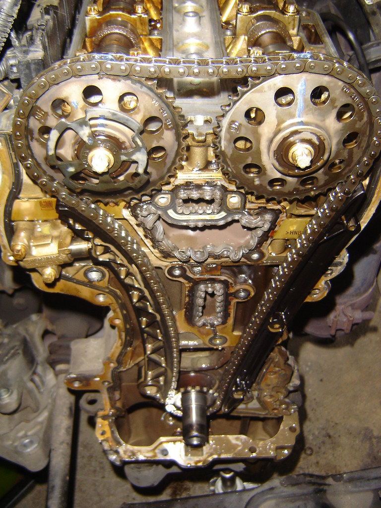 Opel Corsa 3 Zylinder Ein auseinander gebauter Motor eines… Flickr