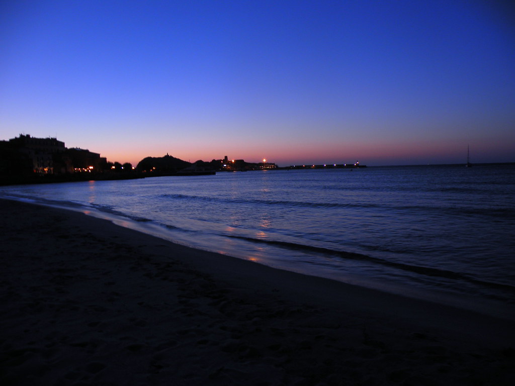 CORSE Coucher de soleil sur l'Ile Rousse 19 juin 2011