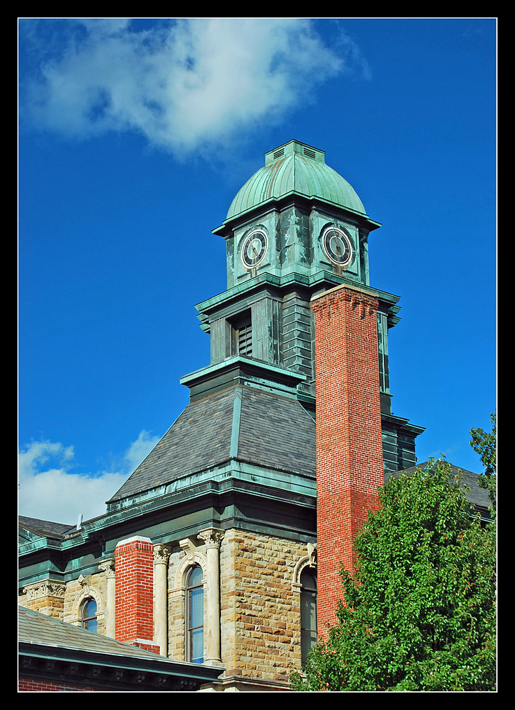 Holmes County Courthouse a photo on Flickriver
