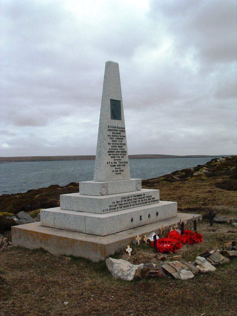 The RFA 'Sir Galahad' Memorial, Bluff Cove Memorial to RFA… Flickr