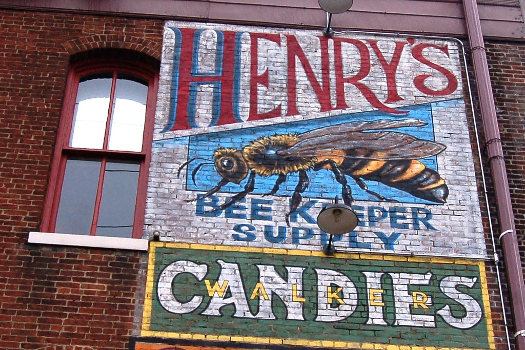 Indiana, Indianapolis, Henry's Bee Keeper Supply (Replica … Flickr