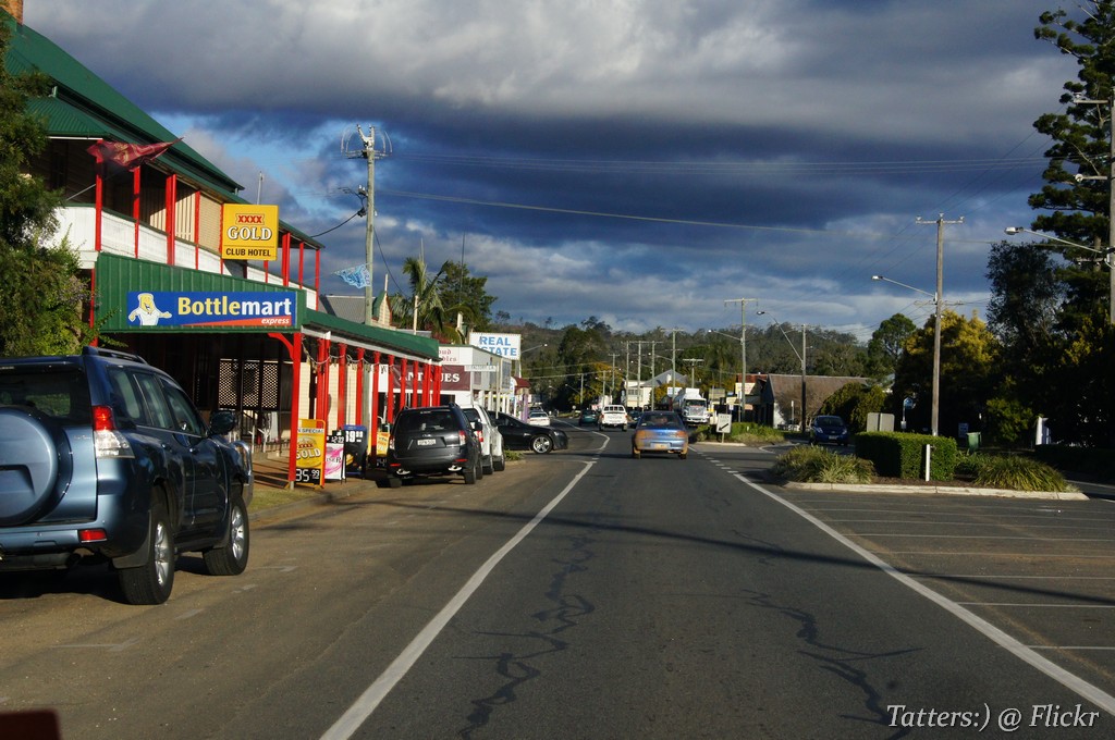 Esk, town in Queensland. a photo on Flickriver