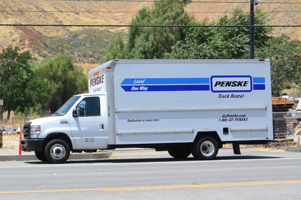 PENSKE TRUCK RENTAL FORD MOVING TRUCK Navymailman Flickr