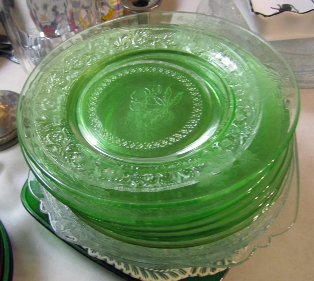 Your Turn To Do the Dishes I collect Depression glass. I d… Flickr