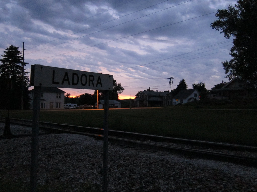 Sunsets in Ladora Iowa 72311 04 anothertom Flickr