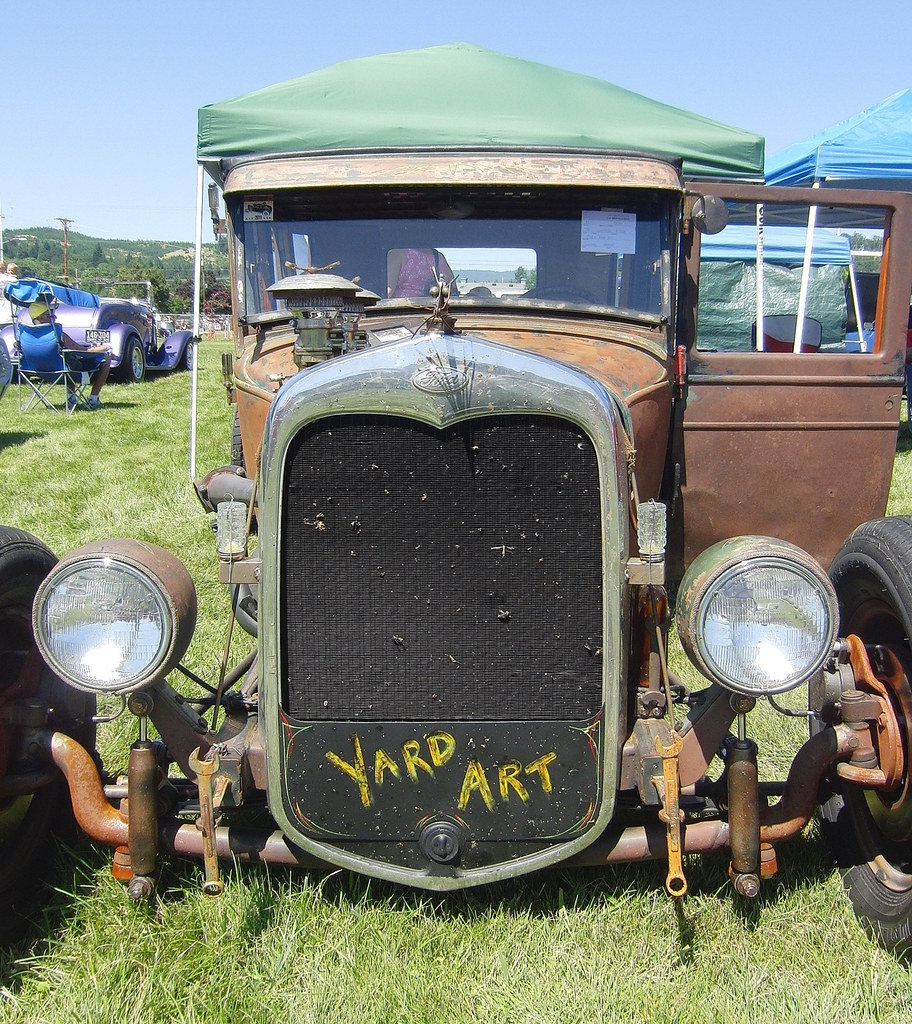 yard art At the Blackberry Jam car show, Lowell Oregon. Bruce