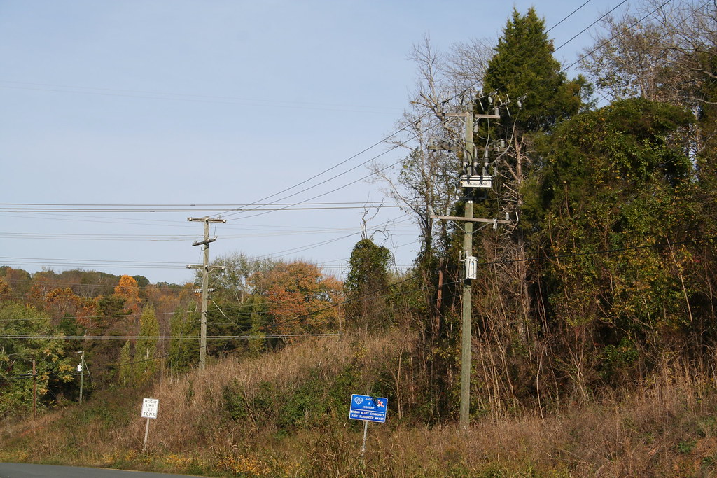 Dominion lines at Bremo Bluff Plant Bremo Bluff, VA Scott Murray