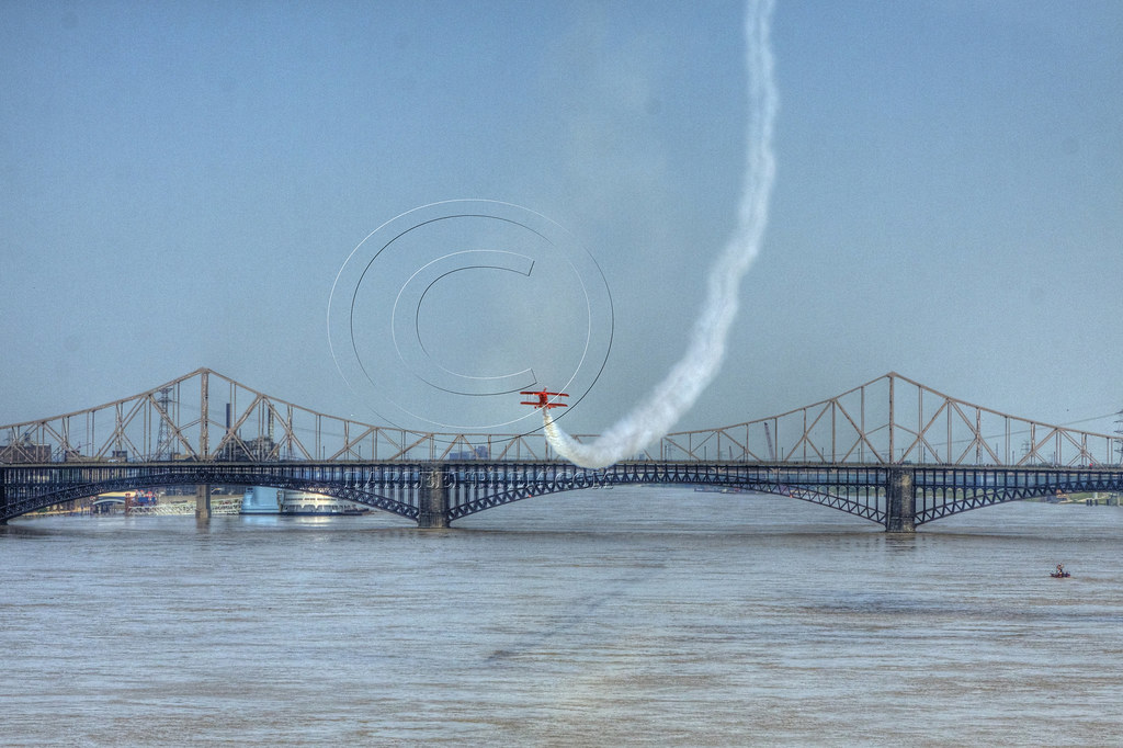 Air Show Low flyWM chappymom Flickr