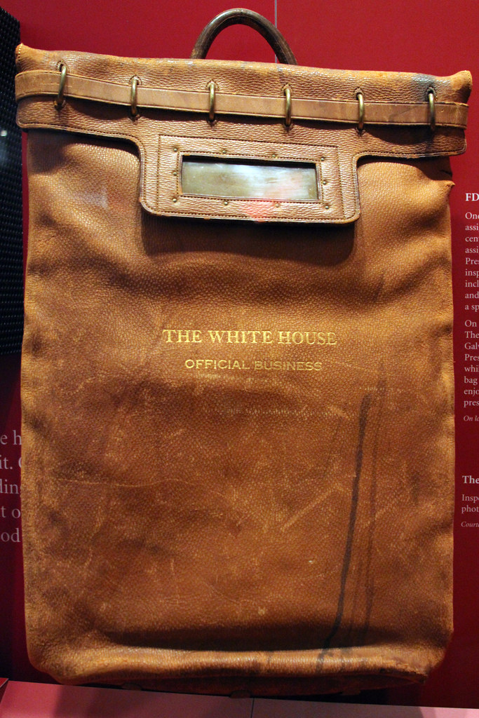 IMG_1706 White House Mail Bag, Smithsonian Postal Museum, … Flickr