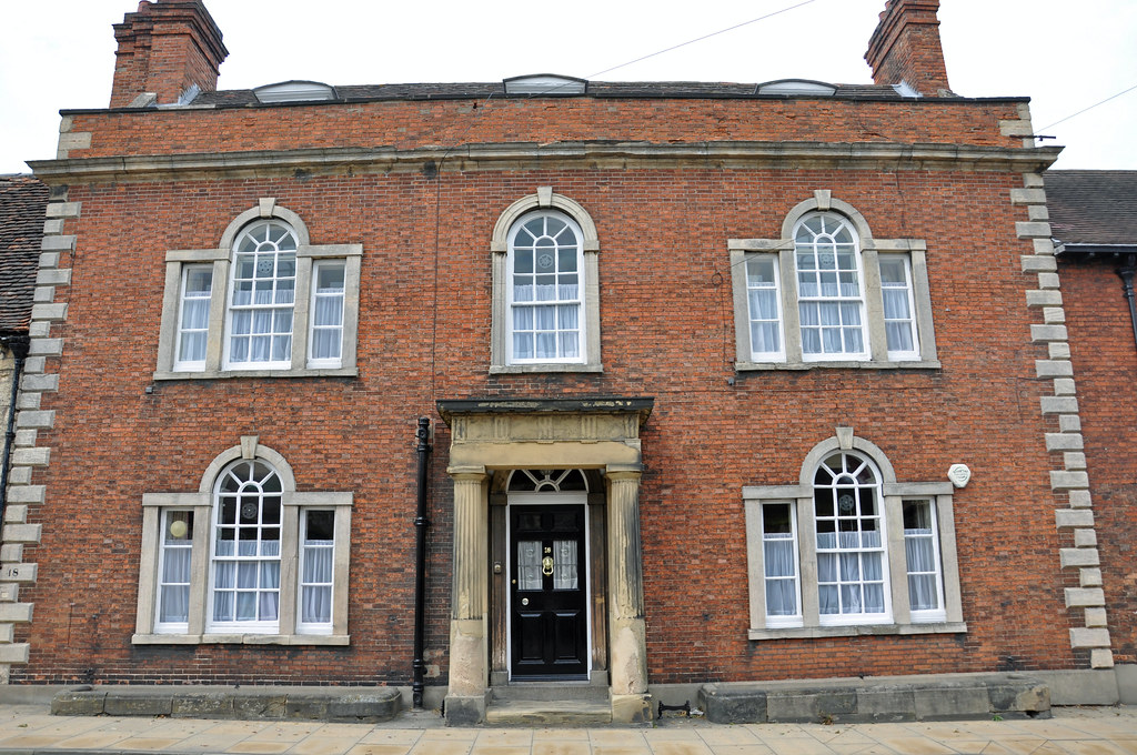 2615 18 Eastgate, Lincoln, built in 1760. Ben Abel Flickr