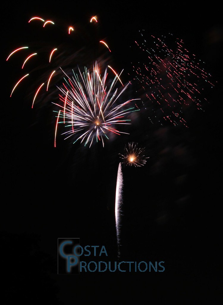 Flower Mound Fireworks Fireworks at the Town of Flower Mou… Flickr