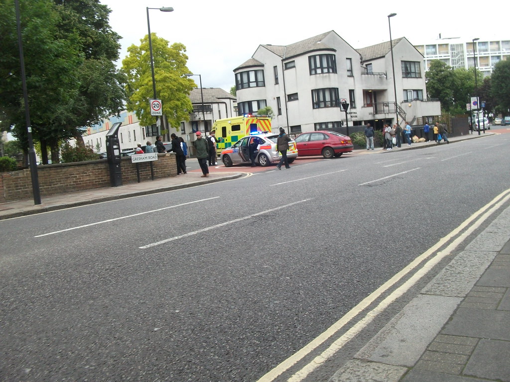RTA Gresham road Brixton 18/07/11 RTA just off Gresham roa… Flickr