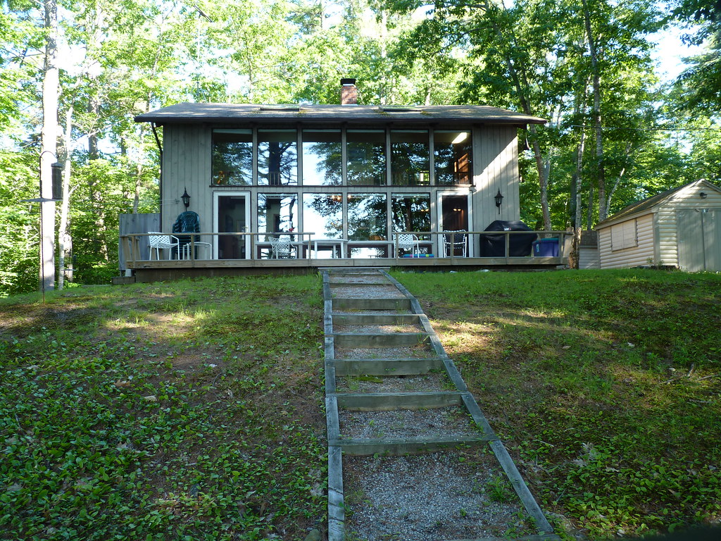 P1010950 The cottage at Lake Damariscotta 1 mile into th… Flickr