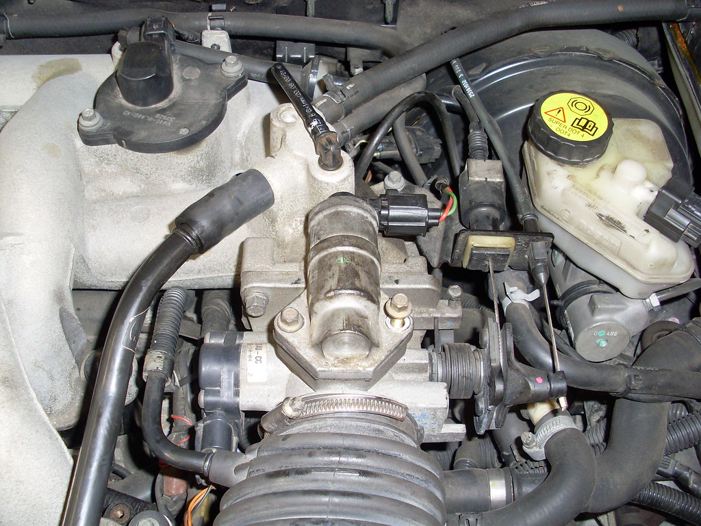 Jaguar XType 2004 Gasoline engine aircontrol valve (200… Flickr