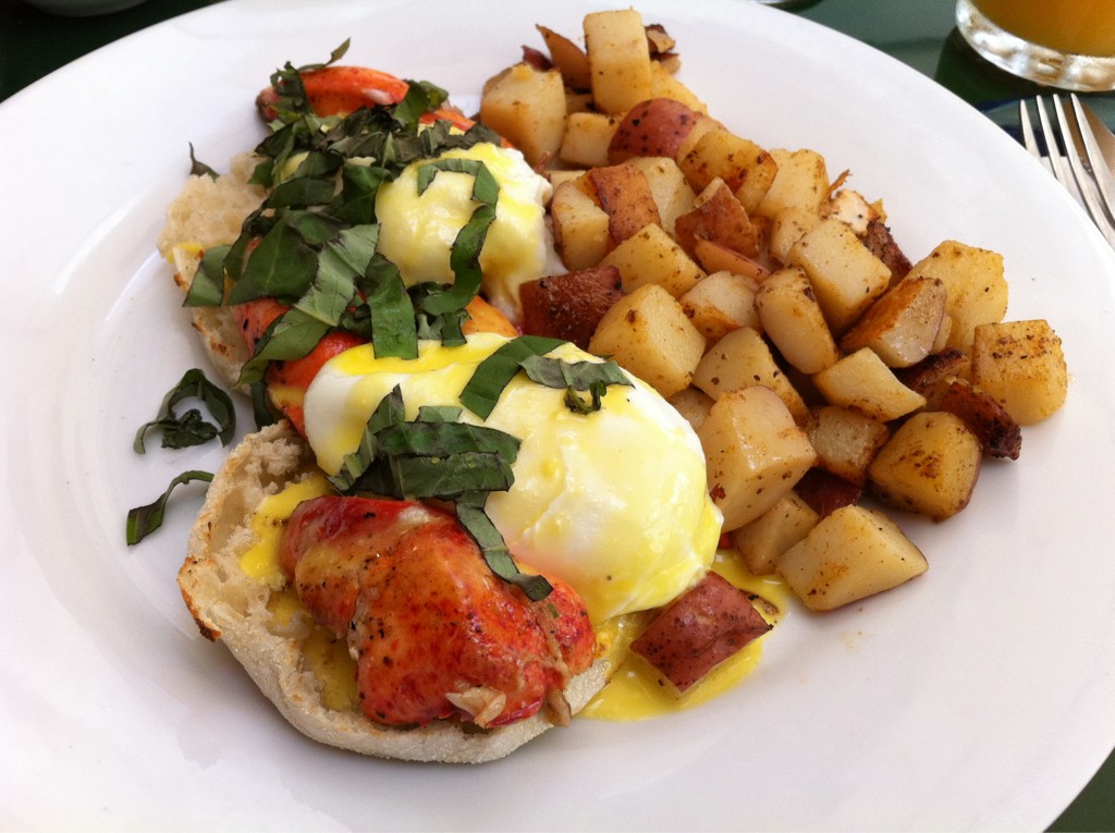 Breakfast in Bar Harbor at Cafe This Way lobster benedict… Flickr