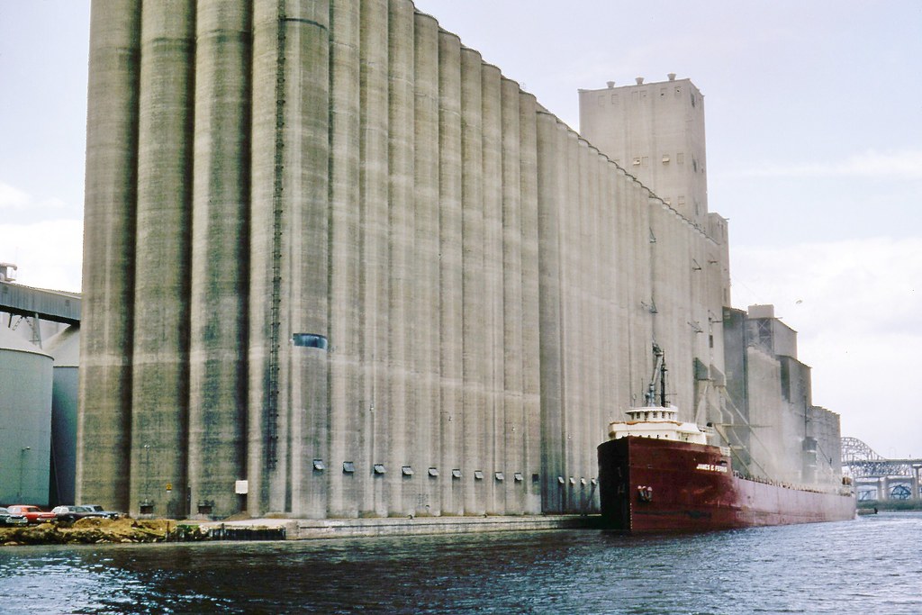 James E Ferris at grain elevators, Duluth, Lake Superior, … Flickr