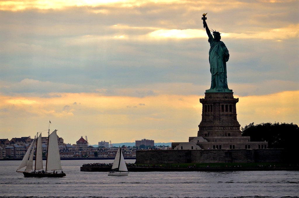 Sailing by Miss Liberty. Miss Liberty, New York City harbo… Flickr