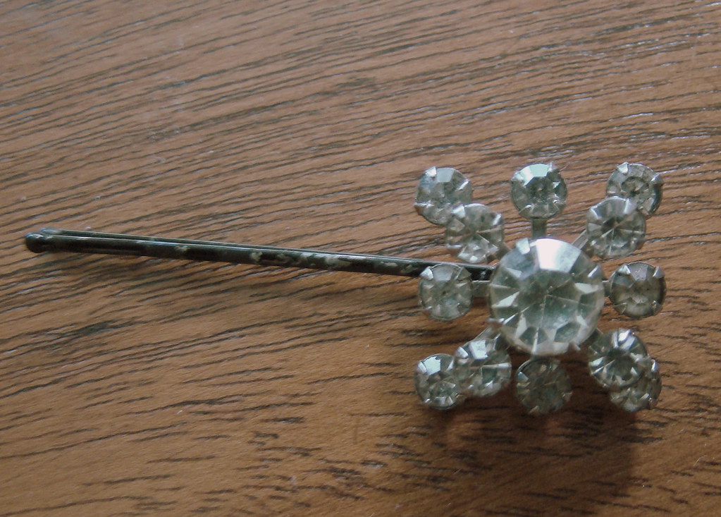 Sparkly Hairpin I made this from a vintage clip on earring… Flickr