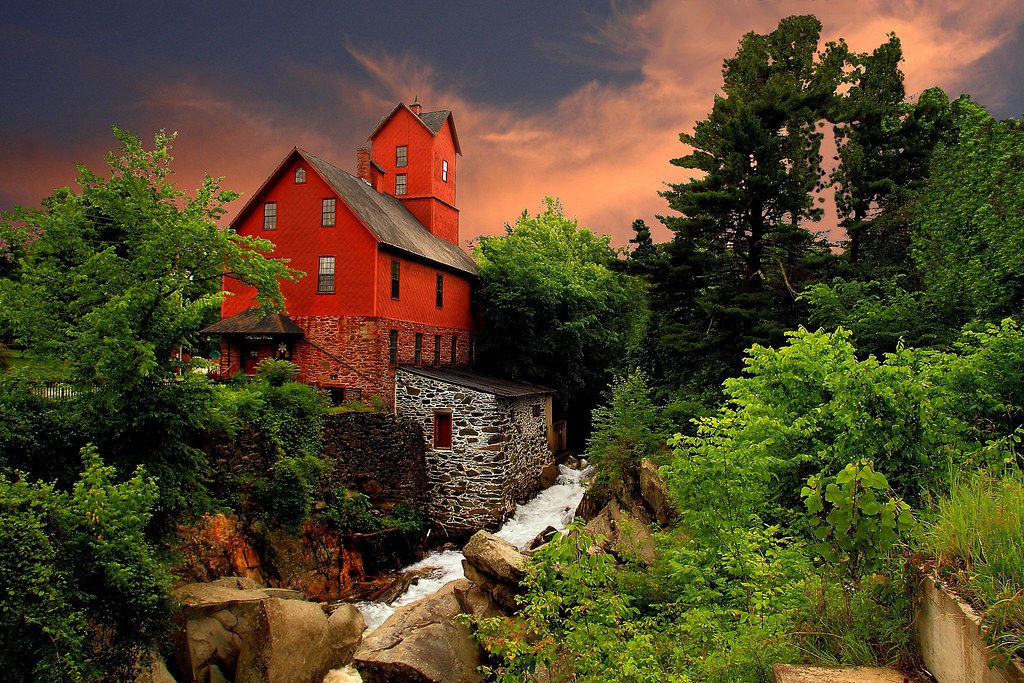 Old Red Mill The Old Red Mill in Jericho, VT A.J. Meunier Flickr