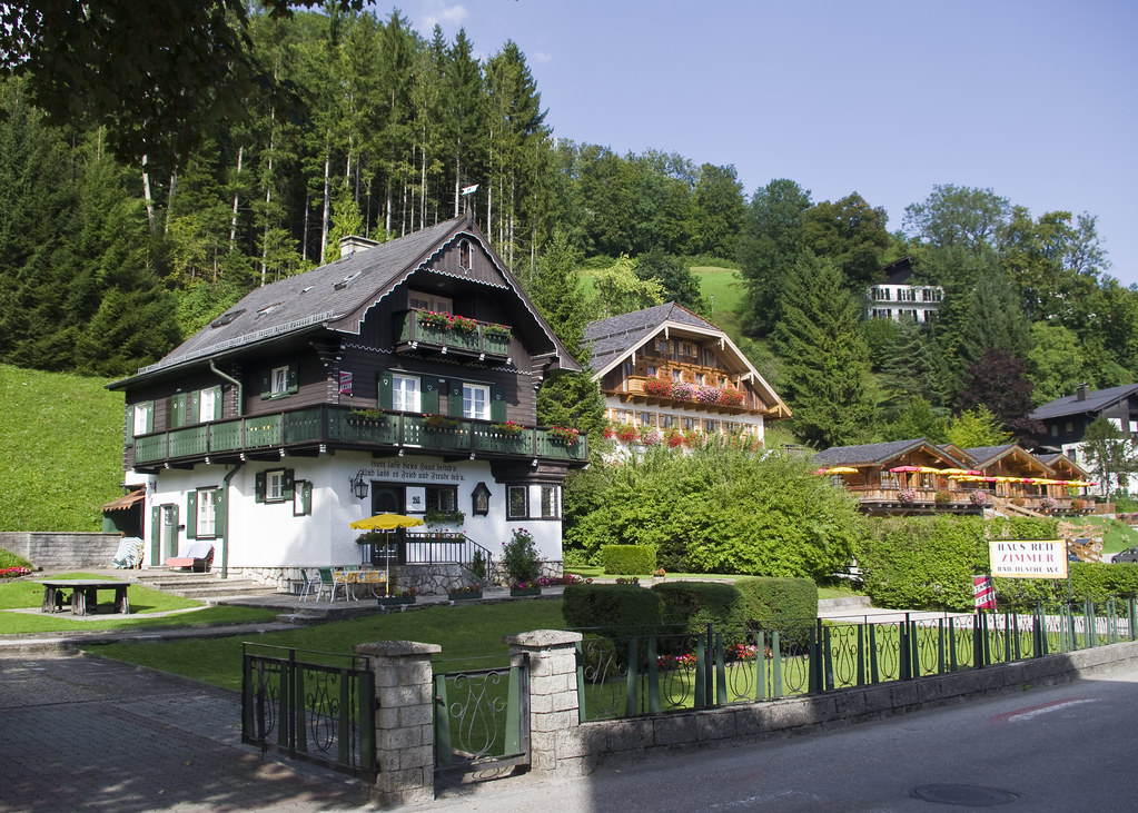 Traditional Austrian houses in St. Wolfgang Picture of tra… Flickr