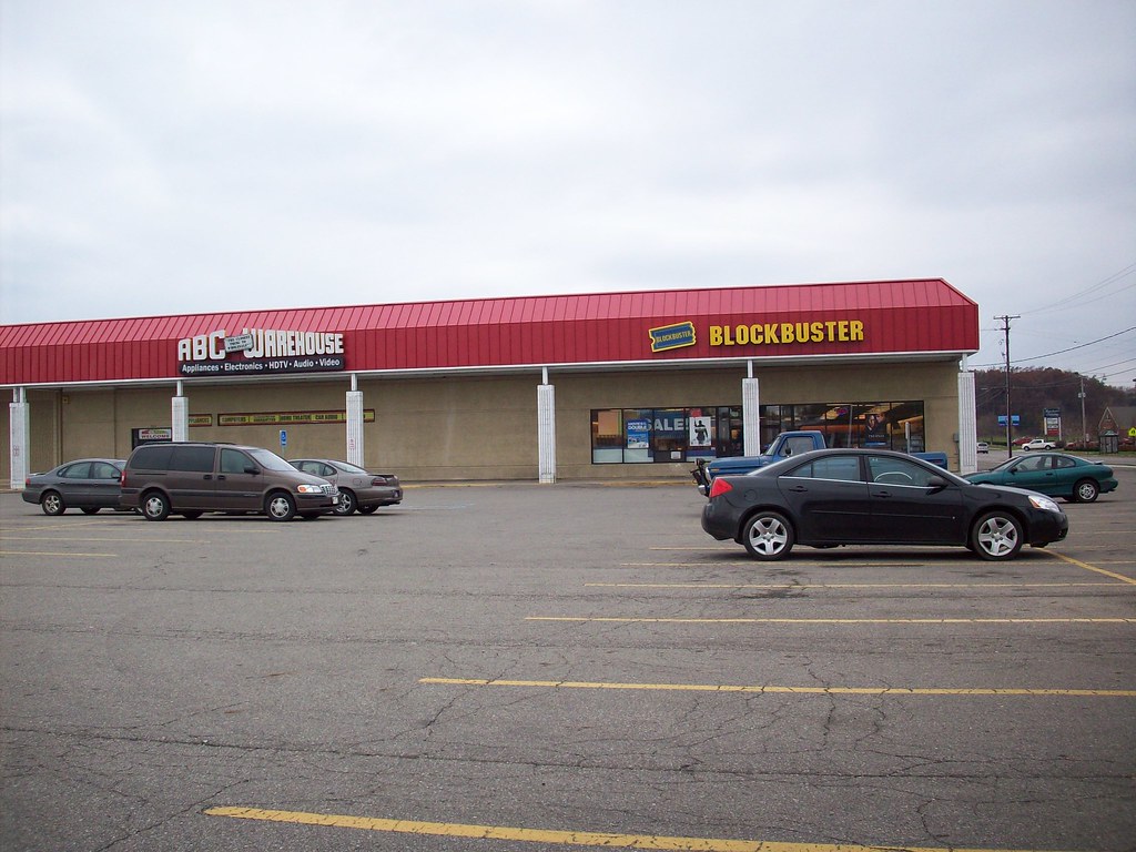 089 ABC Warehouse & Blockbuster Video in Argyle Acres Mall… Flickr