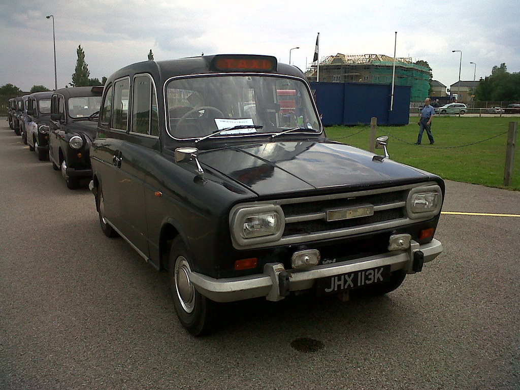 Winchester taxi cab JHX113K North Weald 2011 3rd July 20… Flickr