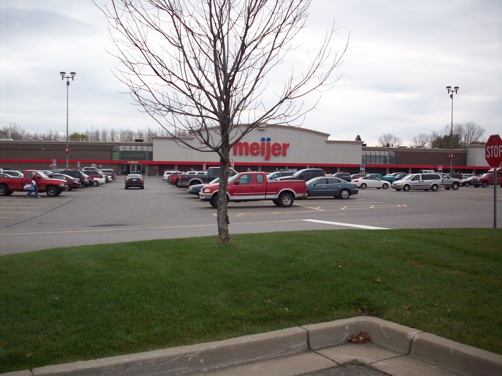 079 Meijer on East Michigan Ave. in Jackson, MI frisbee64 Flickr