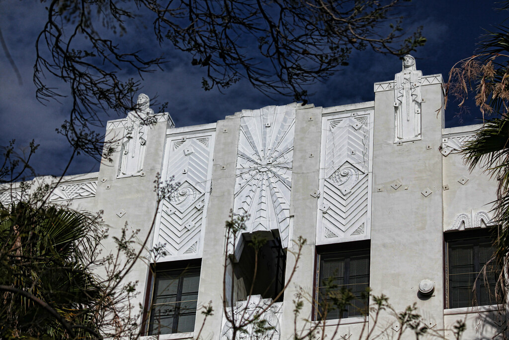 Val D'Amour Apartments IMG_3188 Darren Spinelli Flickr