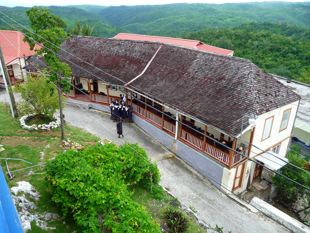 P1090701.JPG Westwood High School, Stewart Town, Trelawny … Flickr