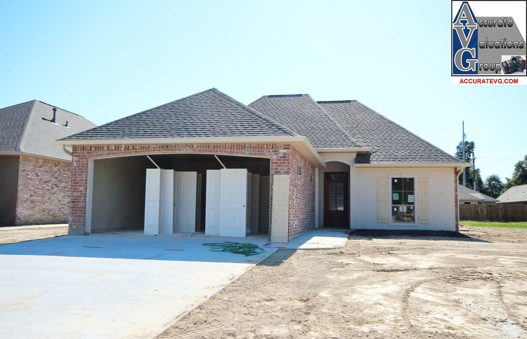 NewWyndhamEstatesSubdivisionDenhamSpringsLA70726 (22) a photo