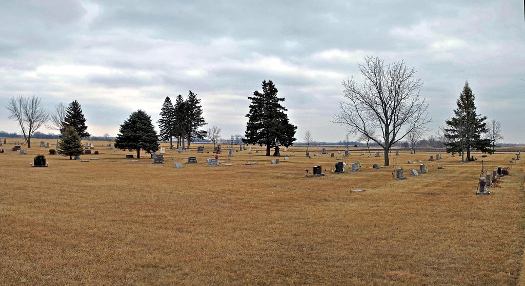Fair Lawn Cemetery, Aurora, SD Aaron Carlson Flickr