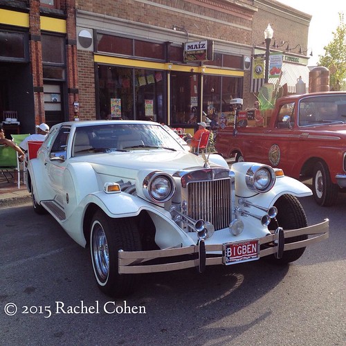 Enjoying Cruise Night in downtown Ypsilanti Depot Town! Lo… Flickr