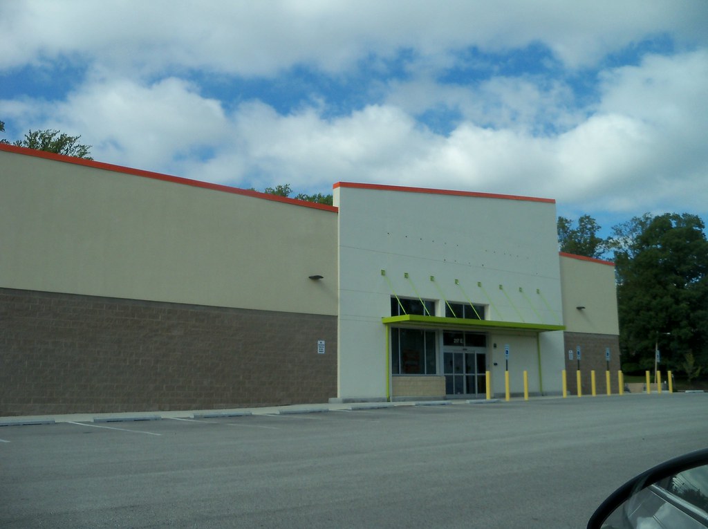 Bottom Dollar Ambler, PA Store 2989, 217 E. Butler Ave;… Flickr