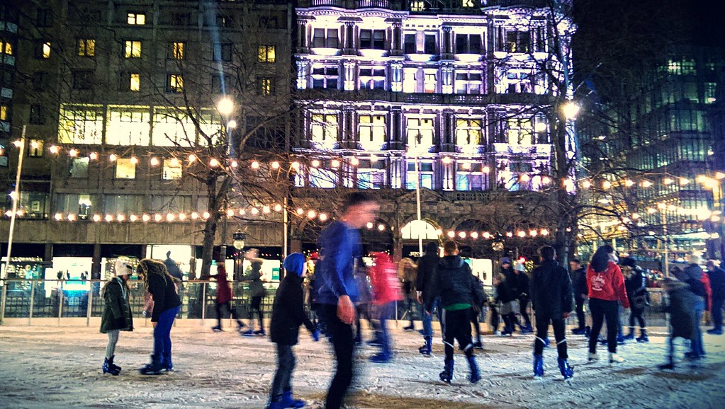 Ice skating, Edinburgh Christmas Market a photo on Flickriver