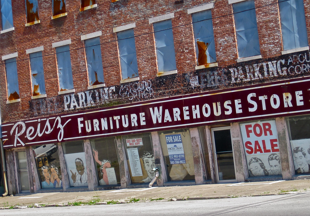 Reisz Furniture, New Albany, IN Reisz Furniture Warehouse … Flickr
