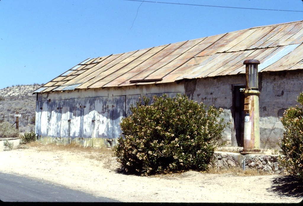 Willow Springs Ghost Town, CA 1987 (1 in a multiple pictur… Flickr