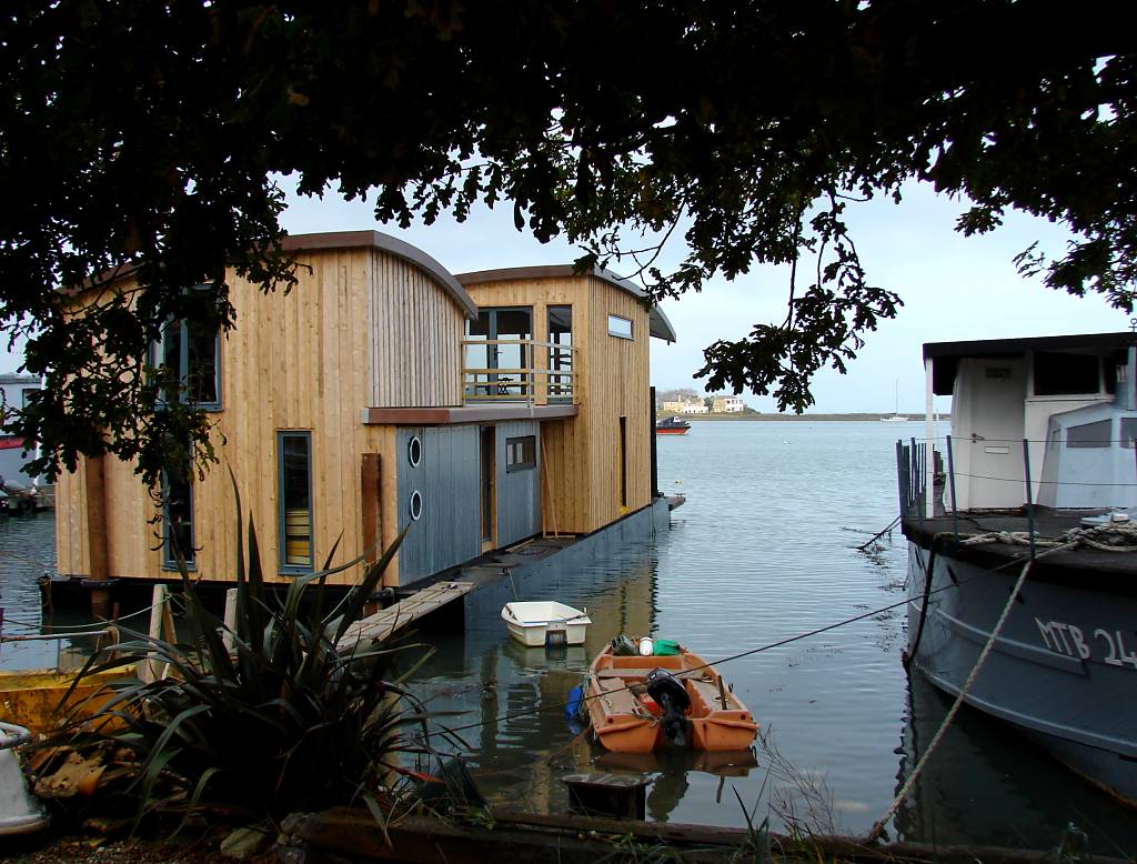 Modernistic House Boat, Bembridge Harbour, Isle of Wight Flickr