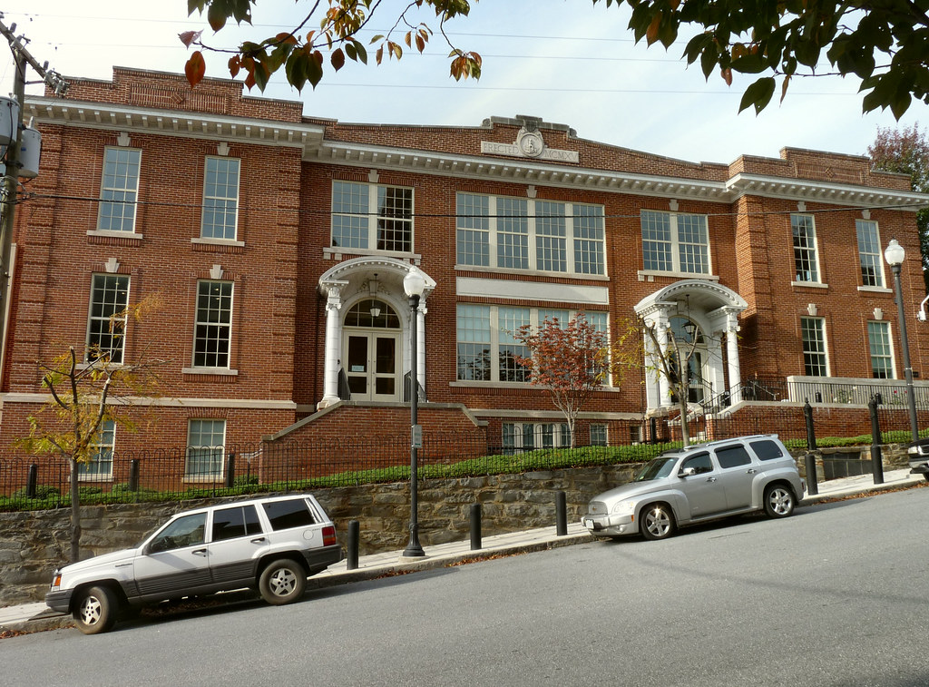 former John W. Wyatt Elementary School in Lynchburg, Virgi… Flickr