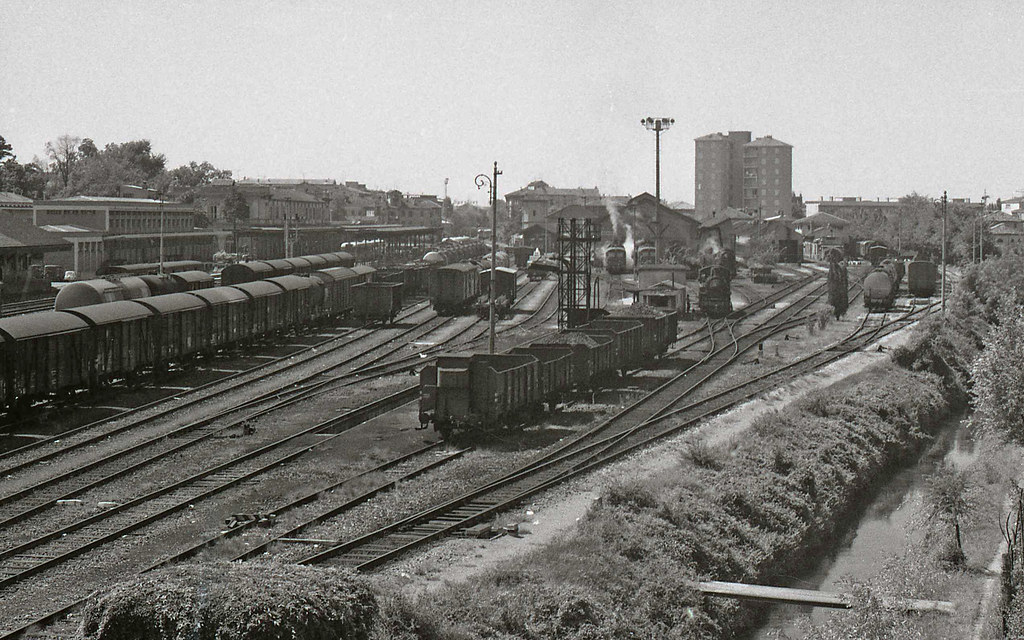 Cremona 13/08/75 Overview over the westyard niek opdam Flickr