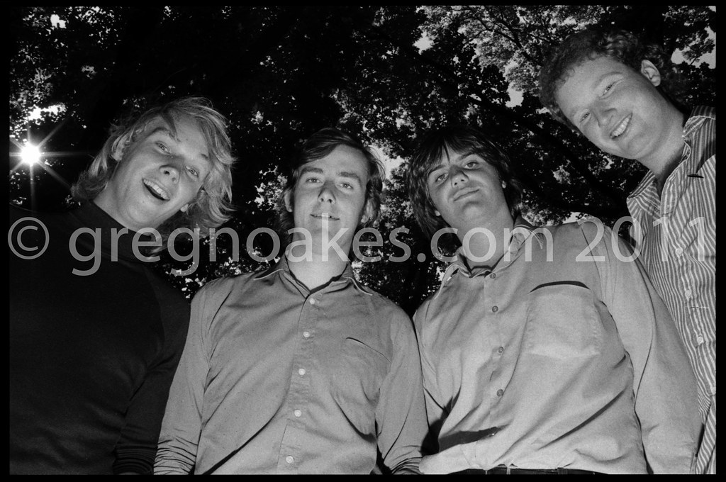 Huxton Creepers 03.jpg Greg Noakes Flickr