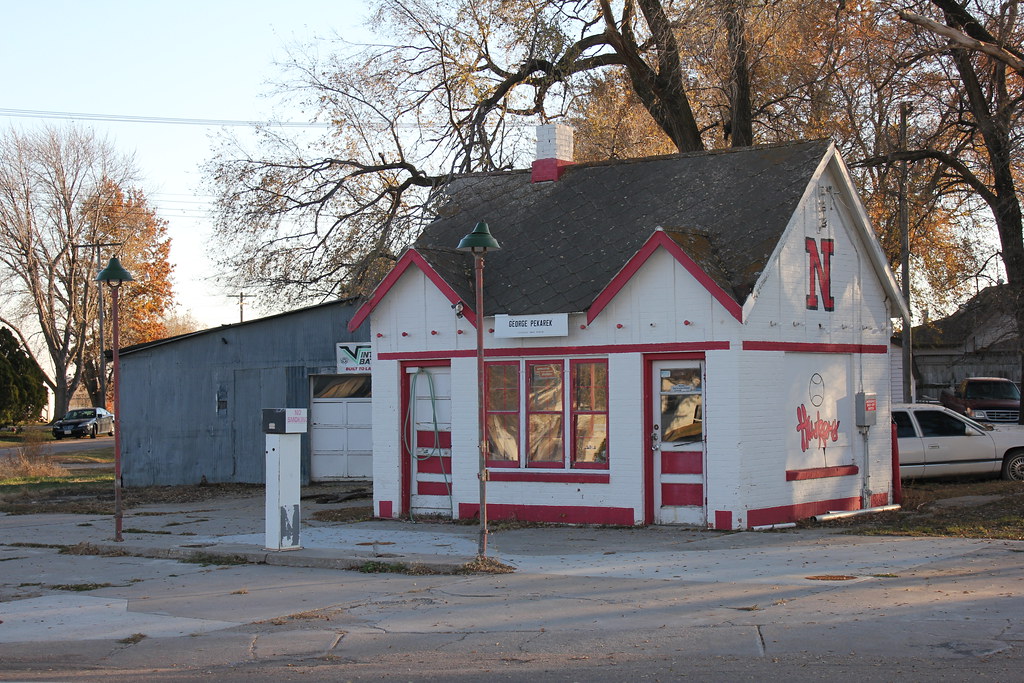 Pekarek Service Station Staplehurst, NE wa… Flickr