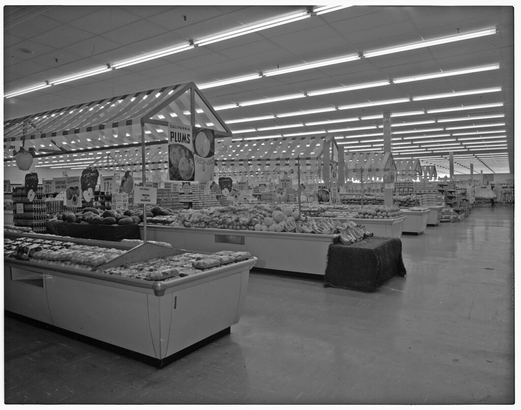 Unimart Interior Membership Dept Store grocery section Flickr