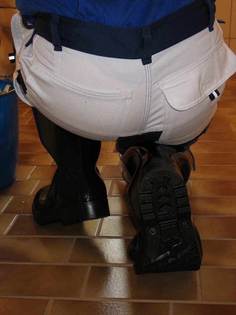 Black Nora Anton and white WorkZone pants Noraboots Flickr