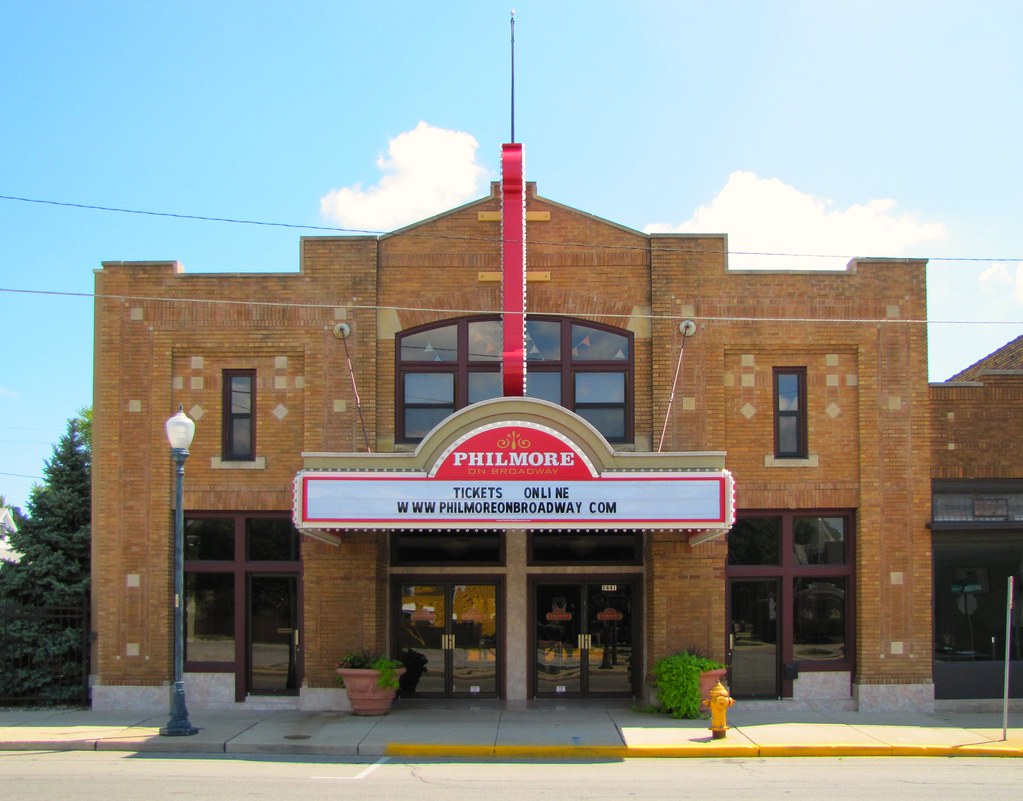 The Philmore on Broadway The Broadway Theater in Fort Wayn… Flickr