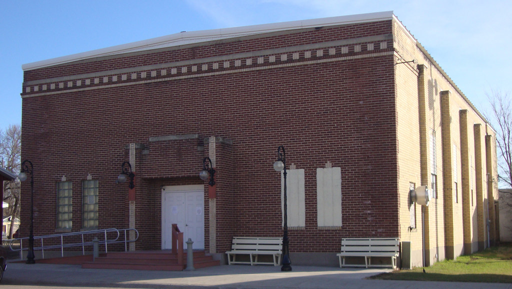 Memorial Auditorium (Finley, North Dakota) Finley is locat… Flickr